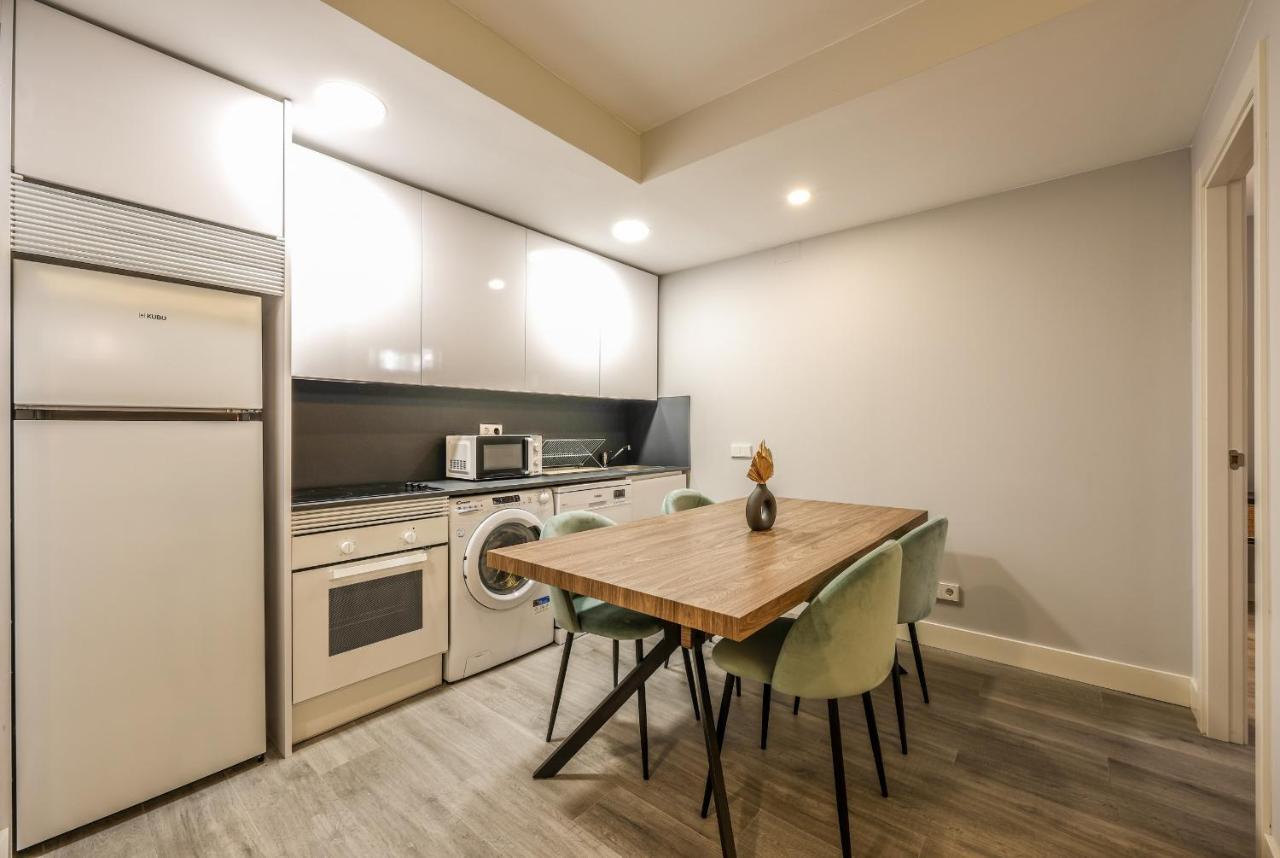 Apartamentos Reformados En Arturo Soria Madrid Eksteriør bilde