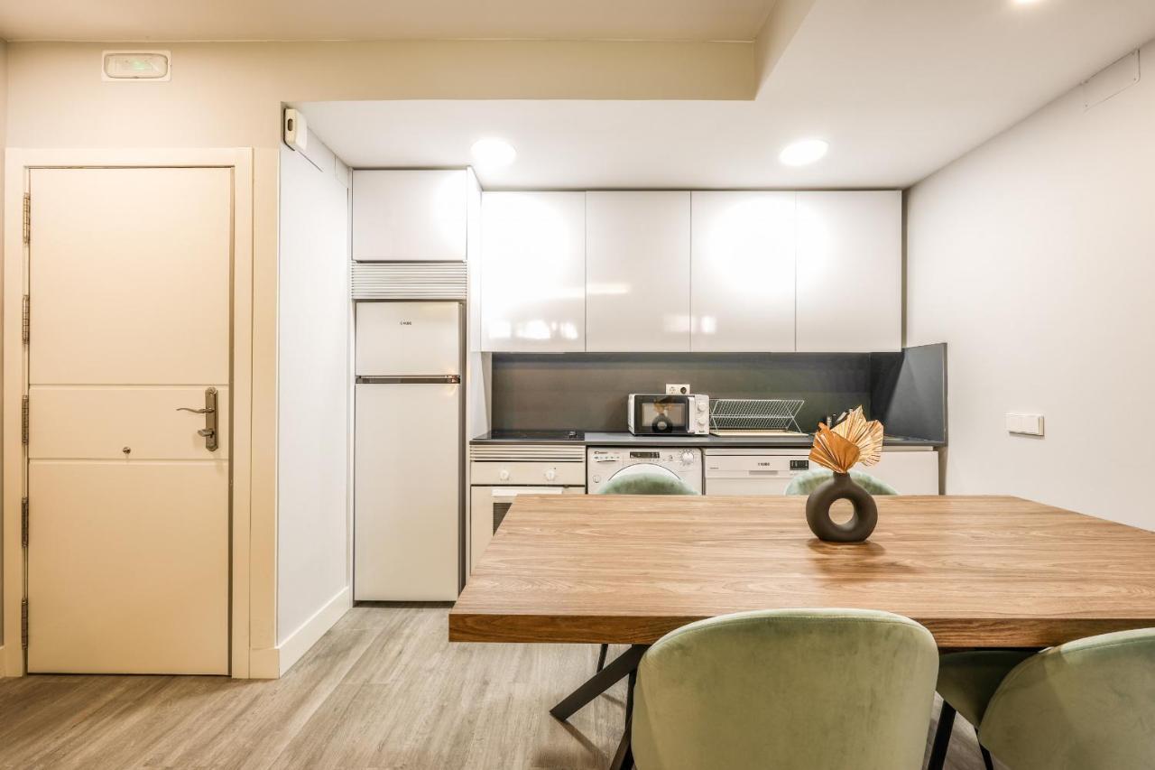 Apartamentos Reformados En Arturo Soria Madrid Eksteriør bilde