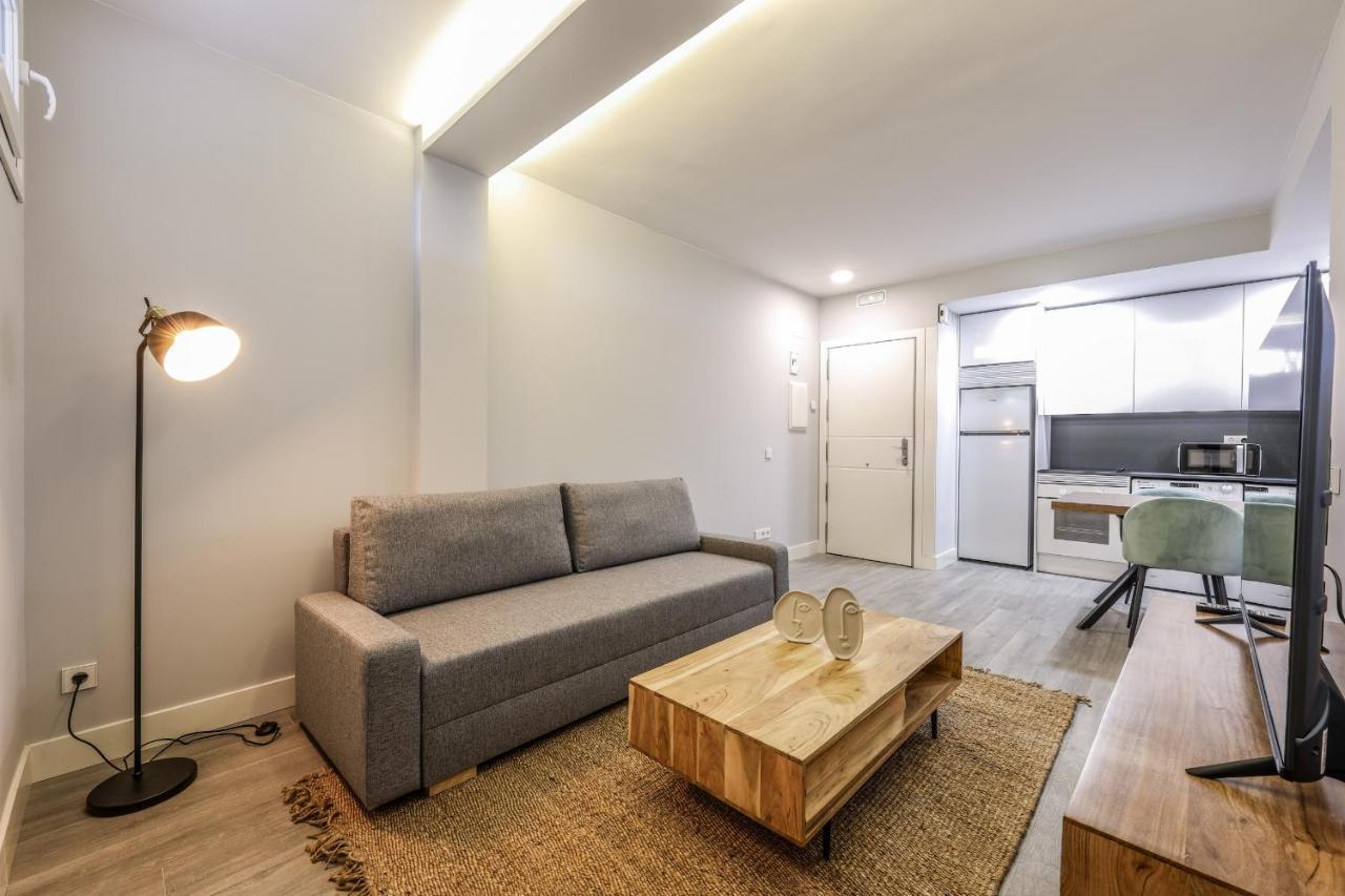 Apartamentos Reformados En Arturo Soria Madrid Eksteriør bilde