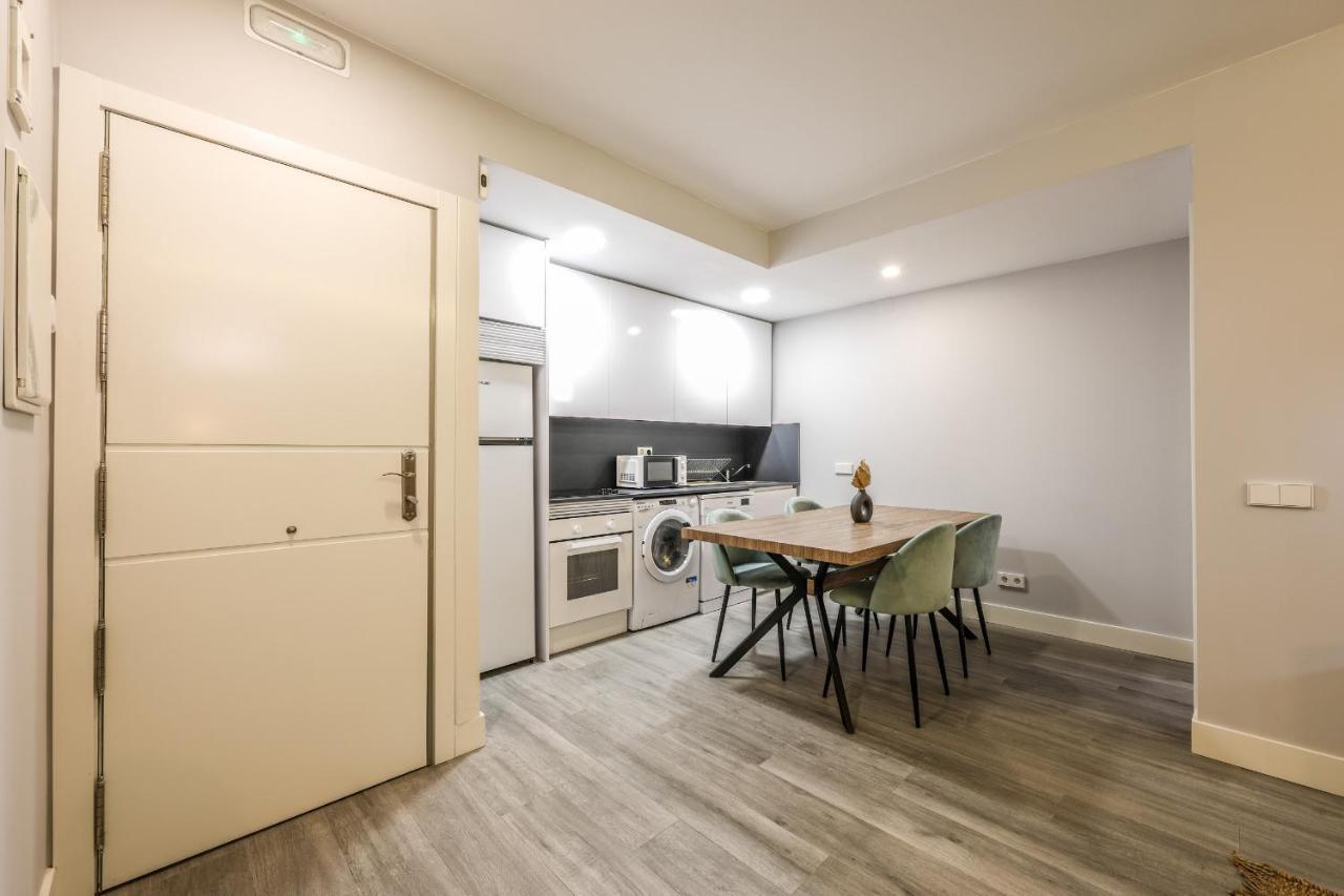Apartamentos Reformados En Arturo Soria Madrid Eksteriør bilde