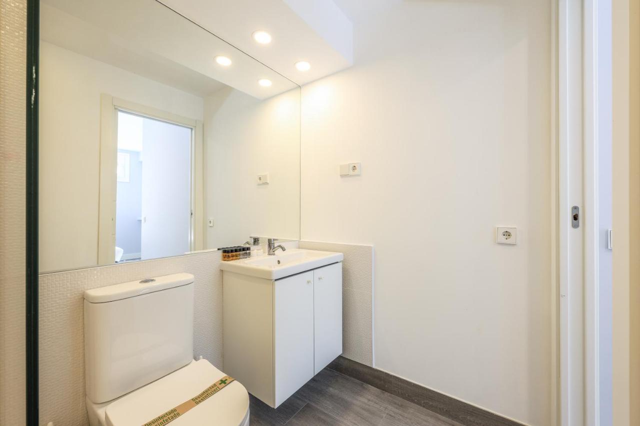 Apartamentos Reformados En Arturo Soria Madrid Eksteriør bilde