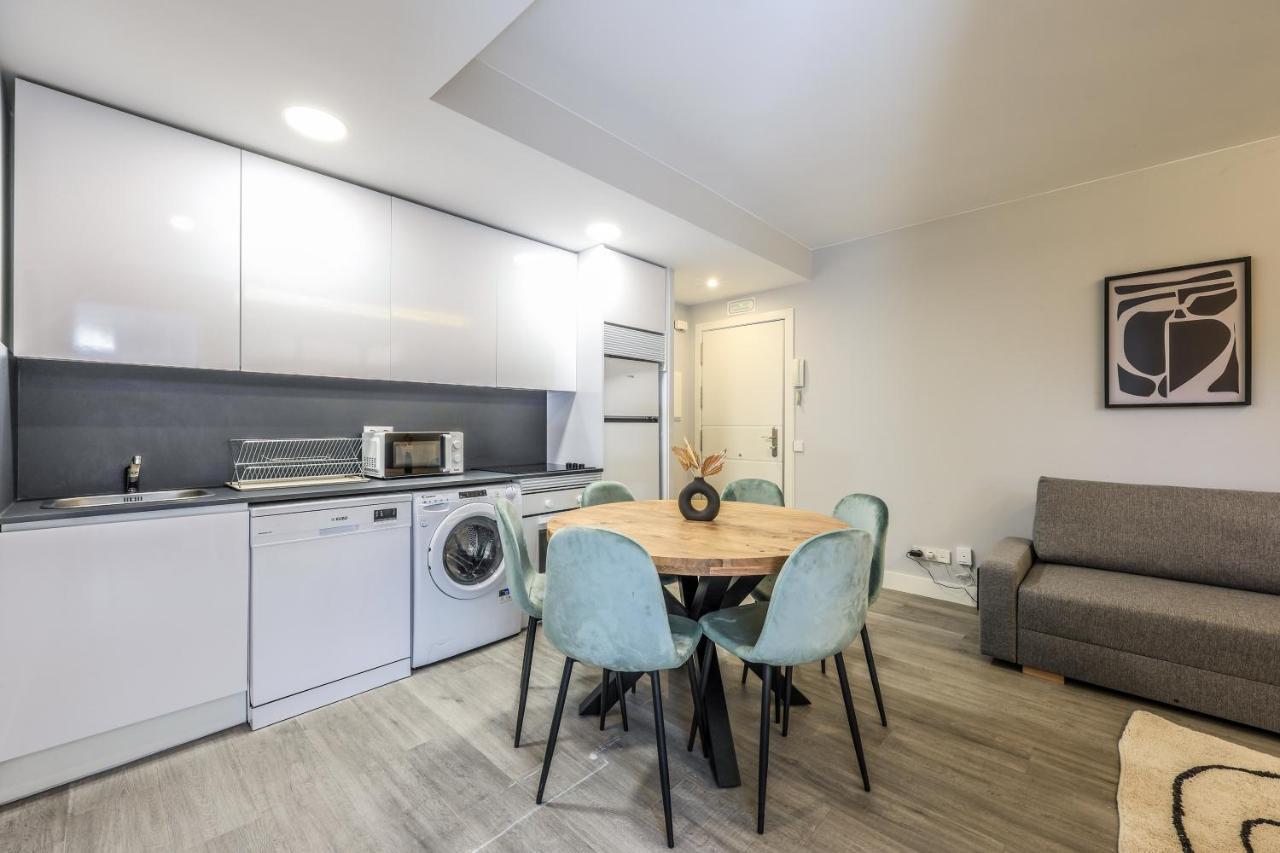 Apartamentos Reformados En Arturo Soria Madrid Eksteriør bilde